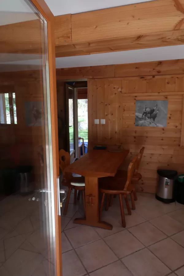 Table de la cuisine, en bois